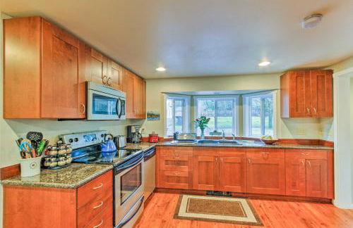 Peacock Hill Retreat on 1 Acre, 1 Mi to Harbor - Foto 10