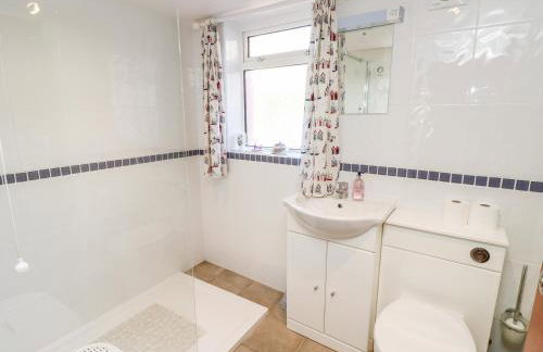 St Michaels House - Photo 20