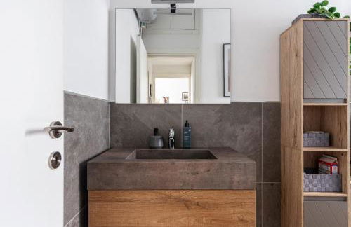 Appartamento con terrazzo sui tetti milanesi - Foto 18