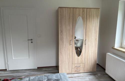 FeWo mit Balkon direkt am Wald und Wanderweg Ruhe pur 2 OG - Foto 9