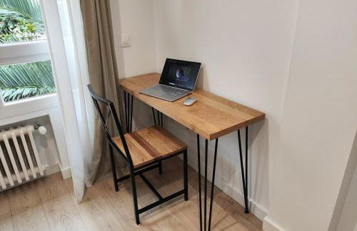 Moderno, luminoso y exterior en calle peatonal - Foto 20