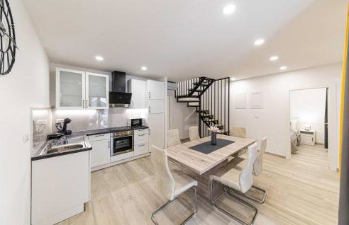 Awesome Home In Lecevica - Foto 3