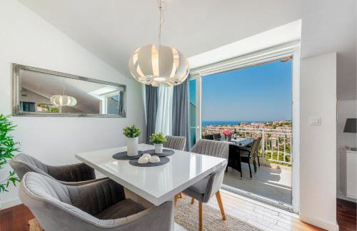 PANORAMIC VIEW apartment - Photo 15