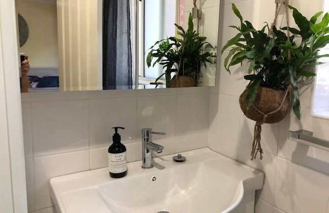 Escape to Strathfield for 8 guests - Photo 12