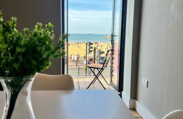 SoHot Stays Sea View Apartments- central location- sleeps 4 - Foto 12