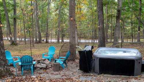 Dog-Friendly w Hot Tub, Fire Pit & River Access - Foto 4, Garden view