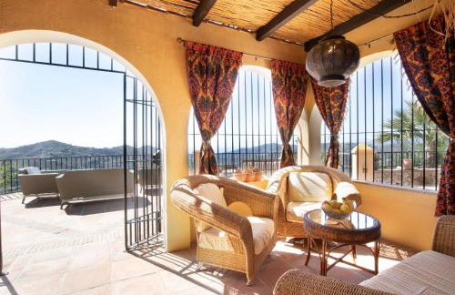 Casa Madre Tierra con jacuzzi piscina zona de barbacoa y preciosas vistas - Foto 17