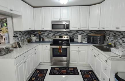 Palm Springs 3-Bedroom 2-Bath 5 Miles to the Beach - Foto 32