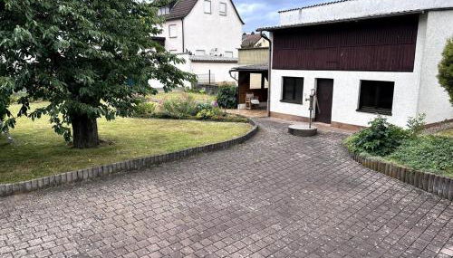 Ruhige, zentrale Wohnung OG - Foto 3