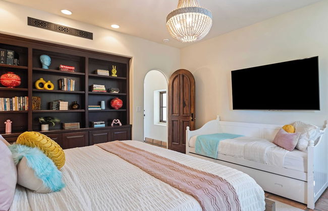 Luxe 7bdr Oasis w/ Pool, Putting Green, Game Room Villa Del Gallo by Avantstay - Foto 44