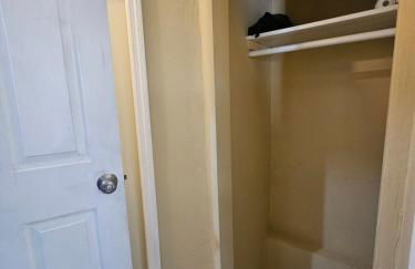 The Vacay Inn - Photo 8