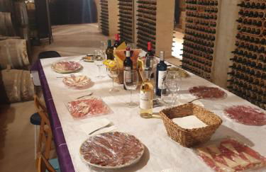 CASA TURÍSTICA Villa Carmen, CON AMPLIO JARDIN QUE INCLUYE BARBACOA, 2 PORCHES, PARKING PRIVADO Y PISCINA - Foto 3