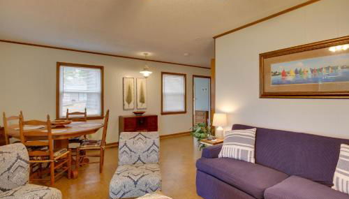 Lakefront House with Boat Ramp, Dock and Sunset Views! - Foto 4