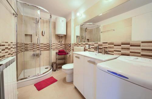 Apartments Six - Photo 109