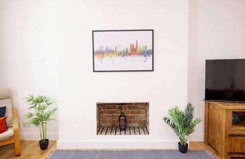 Bright, Spacious 2-bed, 5 mins from Tube, Sleeps 4 - Pass the Keys - Foto 8