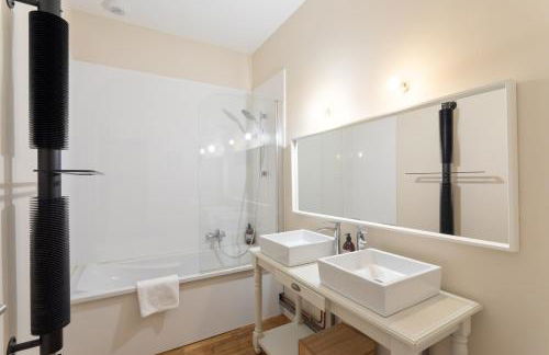 Maison Trégain - Grand Jardin et Terrasse - Foto 17