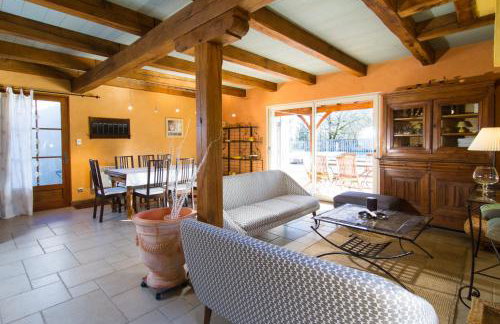 Gîte au Couchant à Caylus - Piscine - Jardin - 3 chambres - 8 personnes - 5 minutes du village médiéval - Foto 12