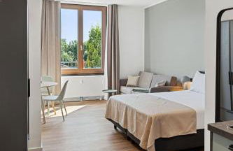 Limehome Memmingen Maximilianstraße - Photo 54