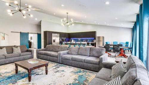 4,300-Sq-Ft Villa in West Vegas with Pool and Games! - Foto 4