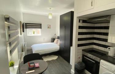 Whitehorse's Gated Studio Apartment - Foto 1