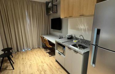 Studio completo no coração do Bairro Liberdade - Conforto e excelente localização - Foto 2