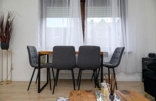 Rehoboth Apart - Photo 7