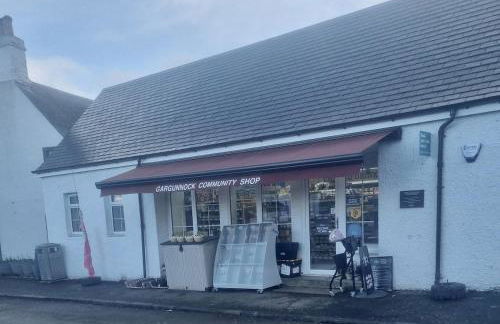 Dog friendly 1 bed cottage with a king sized bed - Foto 17