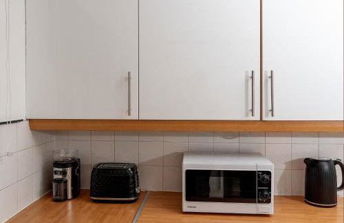 Duplex 2-Bed House with free Parking Near Greenwich O2 and city centre - Foto 10