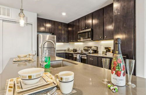 Luxury Pool Home, Mins To Hospitals, Gym - Foto 34