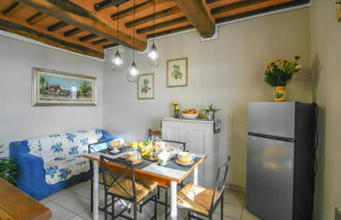 Awesome Home In Macchino With Kitchen - Foto 3