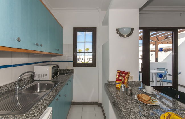 Apartamentos Plaza Azul - Photo 5