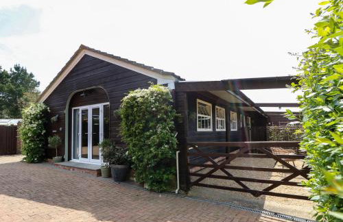 The Coach House - Photo 2