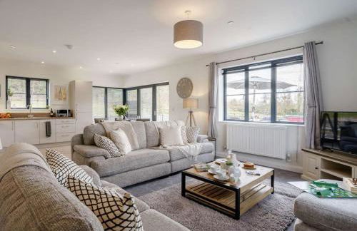 2 Bed in Usk- oc-82391 - Foto 2