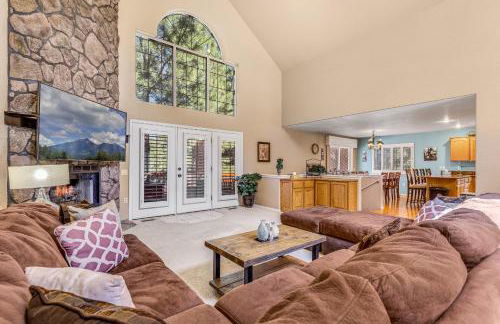 ACE - A Hole in One Right on the Golf Course Hot Tub Mt Views Pines - Foto 4