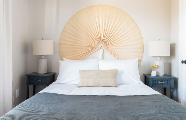 Cherokee by AvantStay – Contemporary Design in a Prime Location - Photo 15