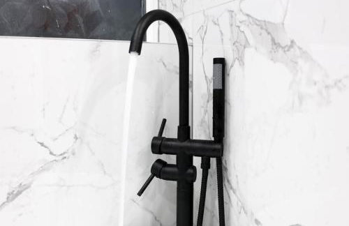 Whole House In Northampton - Photo 39