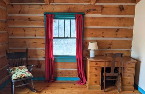 Grandpa Dans Cabin Mtn River view 34 acre retreat - Foto 5