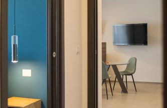 Pier Boutique Apartment - Photo 43