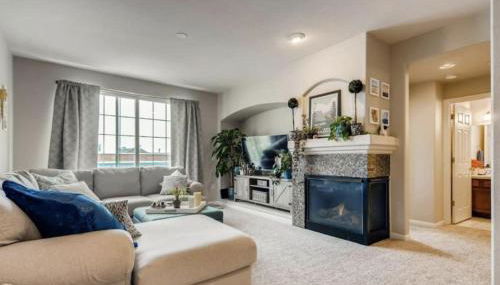 Capital Hill Condo 5 star location With Balcony - Foto 2