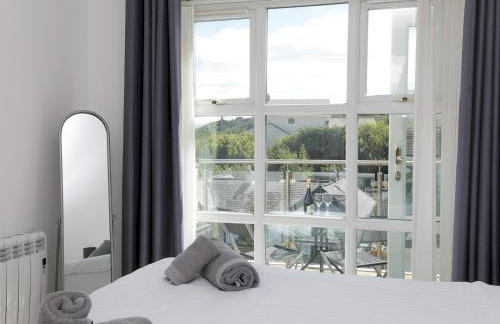 2 Bed Sea View Apartment with Balcony Parking - Pass the Keys - Foto 20