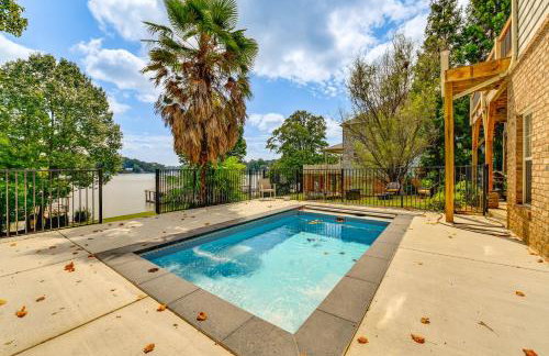 Waterfront Sherrills Ford Home with Pool and Boat Dock - Foto 36