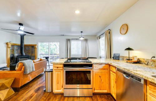 Access to Pine Mountain Lake Family Cabin with Deck - Foto 10