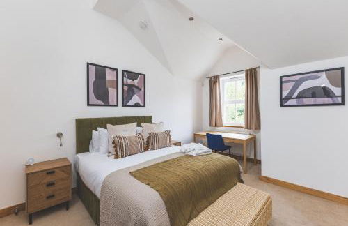 Elegant 1BDR Flat with Private Patio - Foto 2