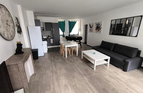 Logis de la forteresse - T2- WIFI- Parking - Foto 5