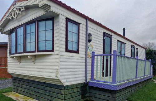 Caravan - Sleeps 4 - Pet Friendly - Parking - Foto 1