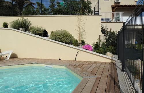 Gîtes Sassone, piscine, jacuzzi et vue mer panoramique sur Ajaccio - Foto 8
