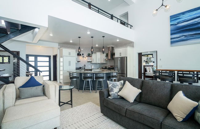 Spacious 4-bed Villa in Placencia Village w Pool - Foto 4