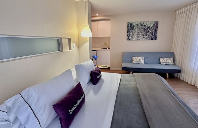 Hotel Living 55 - Photo 1