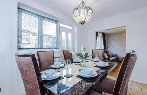 Middleton 4 Bed Free Parking Long stays - Foto 13