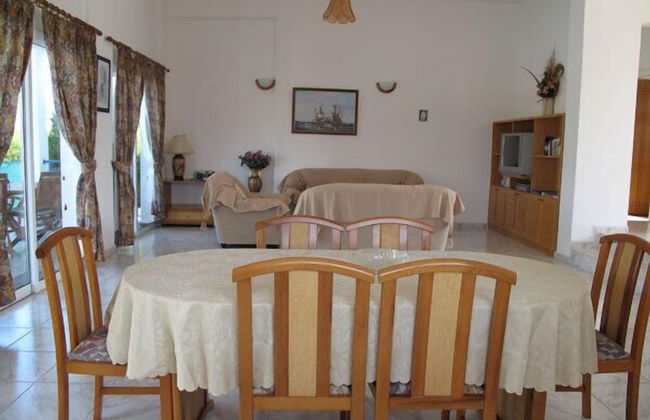 Chriseleni Latchi Villas - Photo 14